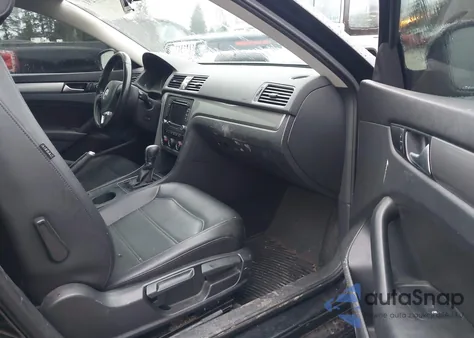 2015 Volkswagen Passat 1.8T Limited Edition из США, поврежденный, VIN 1VWAT7A38FC098342